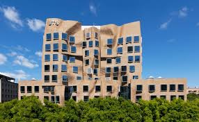 GehryUTS2014-04 286x176